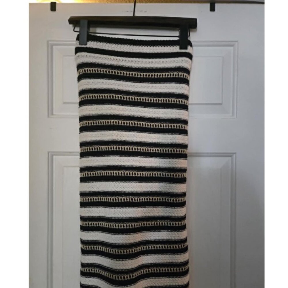 Crochet pencil skirt (lined) from Nine West